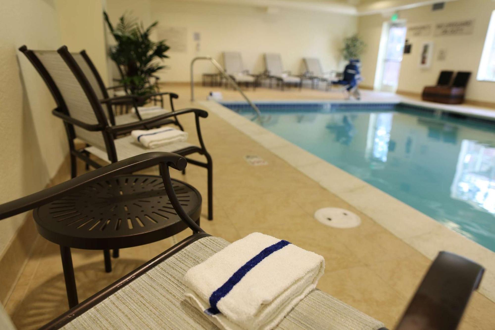Hampton Inn Юніон-Сіті Екстер'єр фото